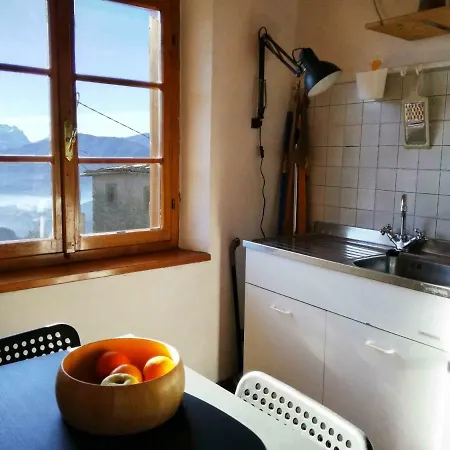 Little-house Casa vacanze Sassorosso