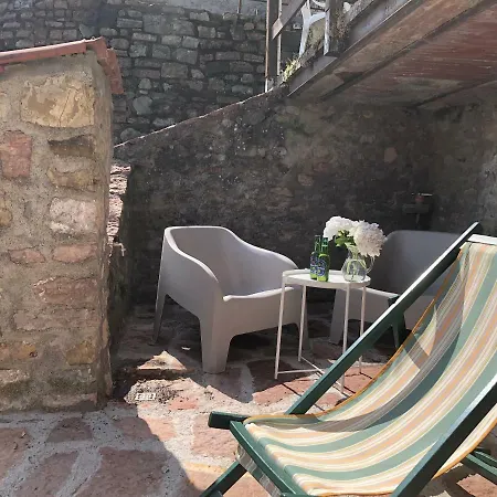 Holiday home Little-house Sassorosso